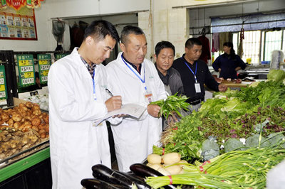 松滋市刘家场镇积极加强农产品常态性取样检测-